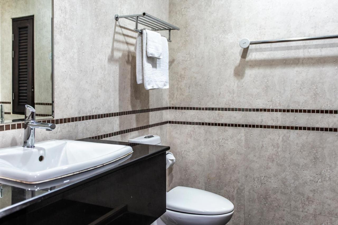 The Tepp Aparthotel Bangkok Zewnętrze zdjęcie